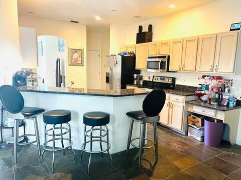 Room In Citrus Park And Carollwood, Close To The Airport & Downtown แทมปา ภายนอก รูปภาพ